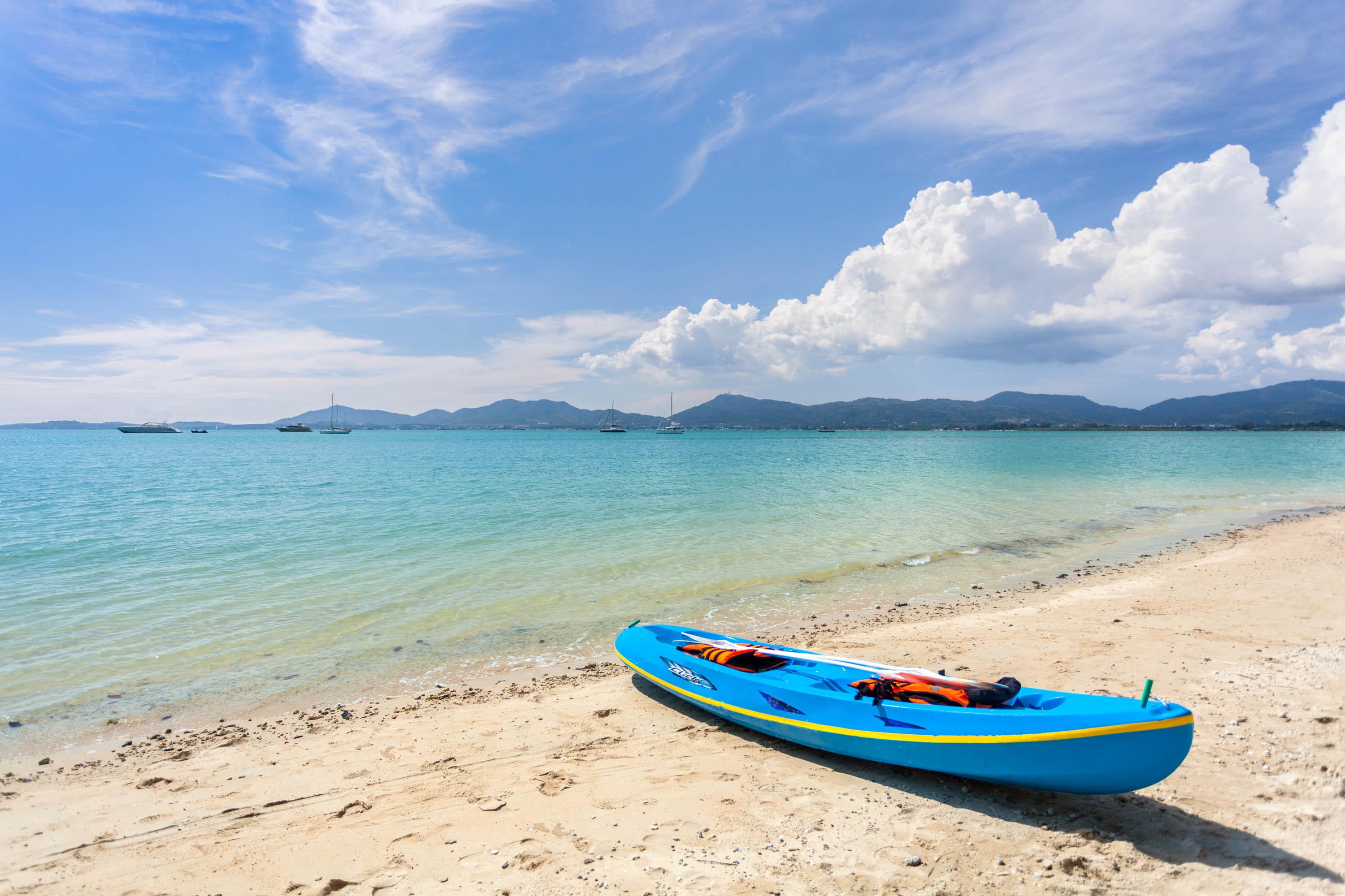 โรงแรม บายเดอะซี Cape Panwa